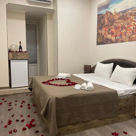 טביליסי Sweet Rooms Inn מראה חיצוני תמונה